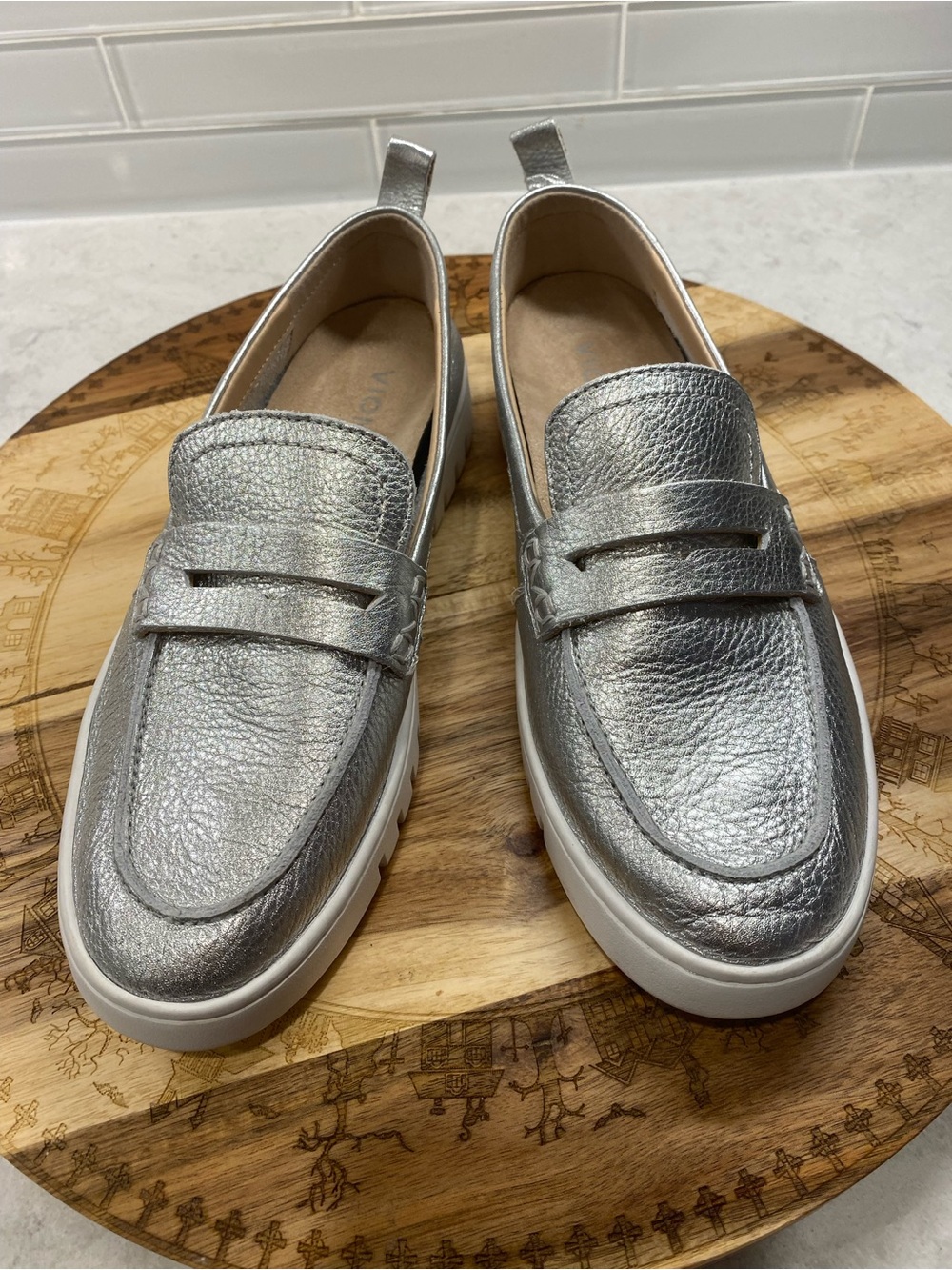 Vionic - Leather Metallic Silver Slip-On Loafers for Women - Picture 5 of 10